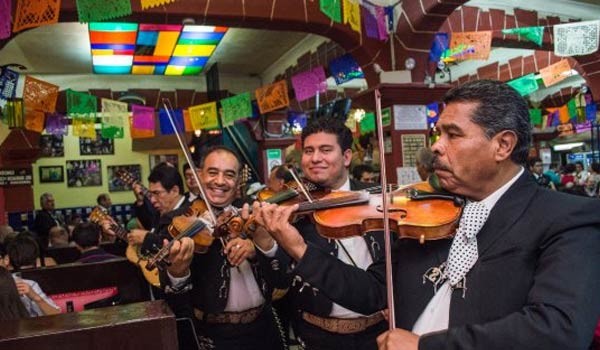 Tour: Cantinas tradicionales en CDMX